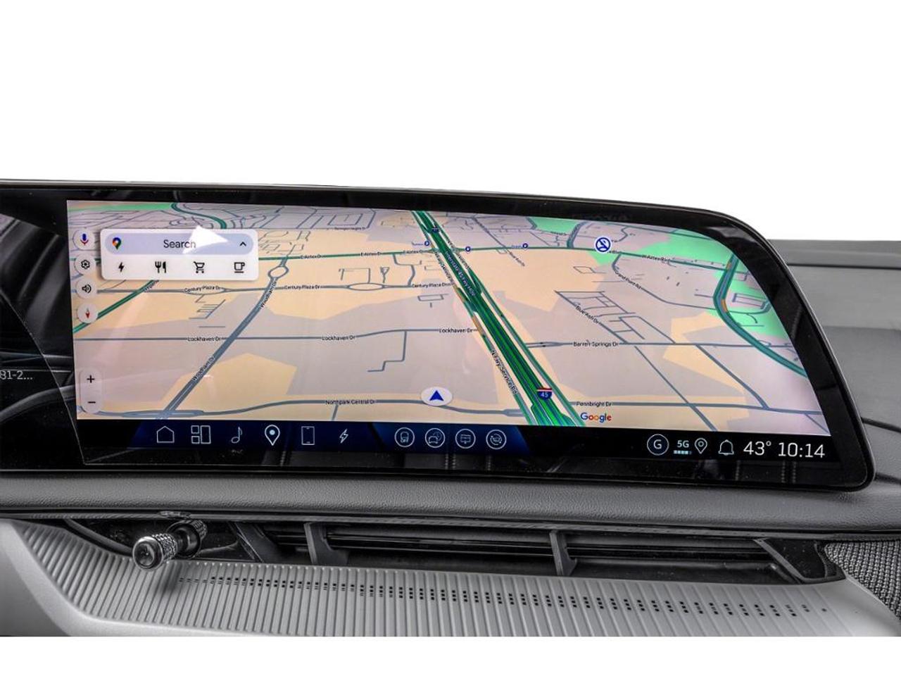 2027 Cadillac OPTIQ Luxury 4dr Photo