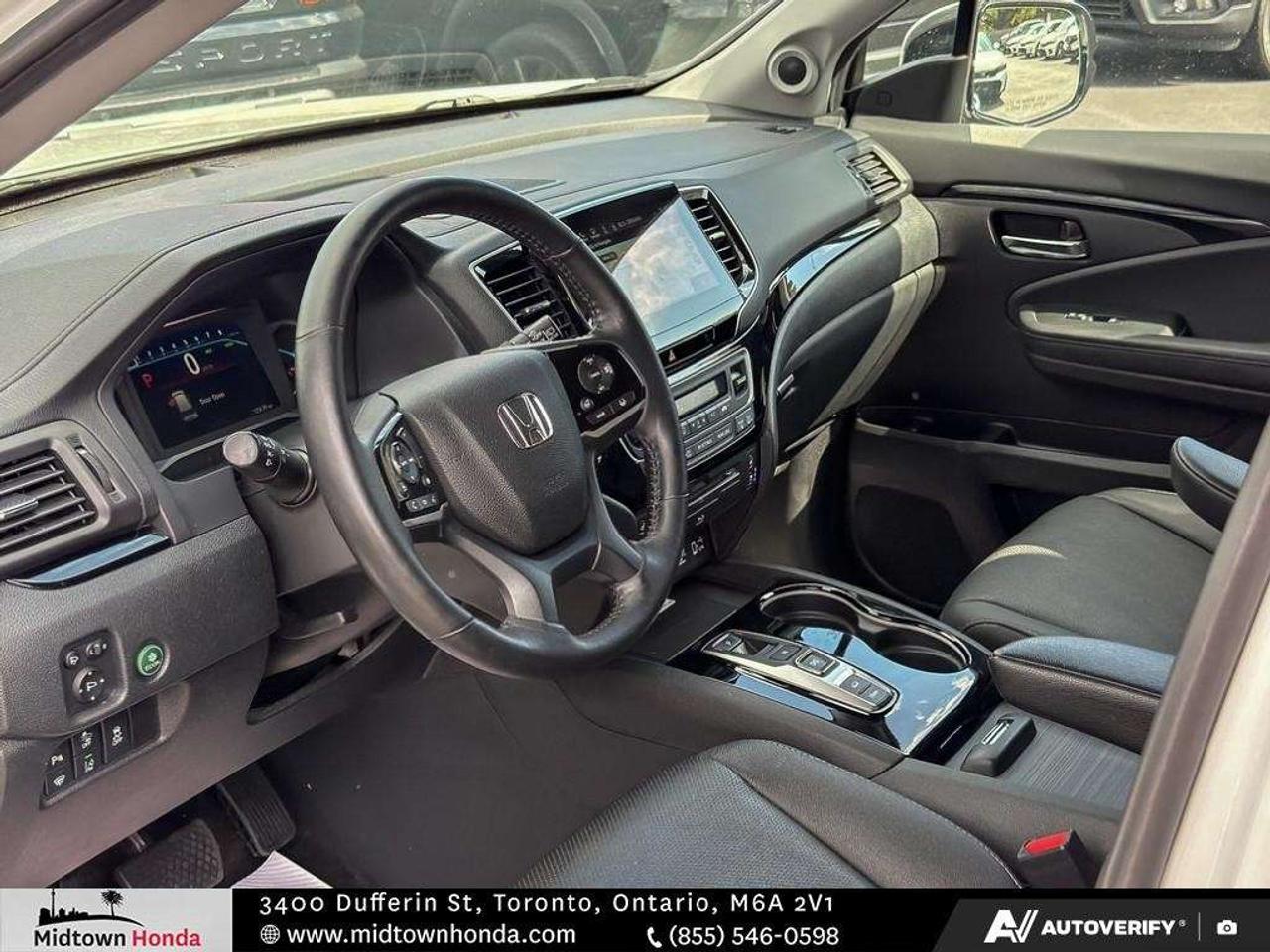2022 Honda Pilot Touring 8-Passenger AWD Photo