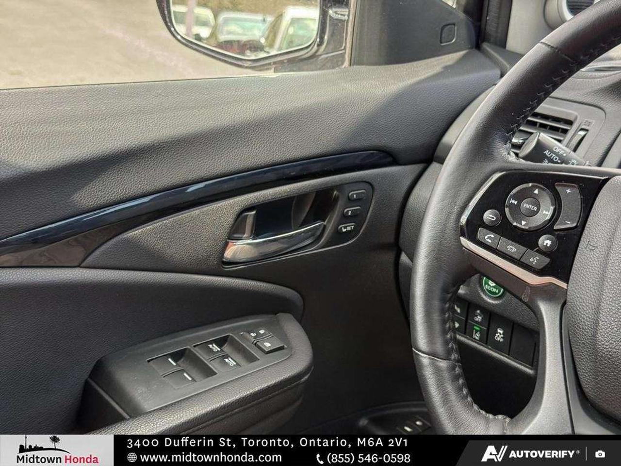 2022 Honda Pilot Touring 8-Passenger AWD Photo