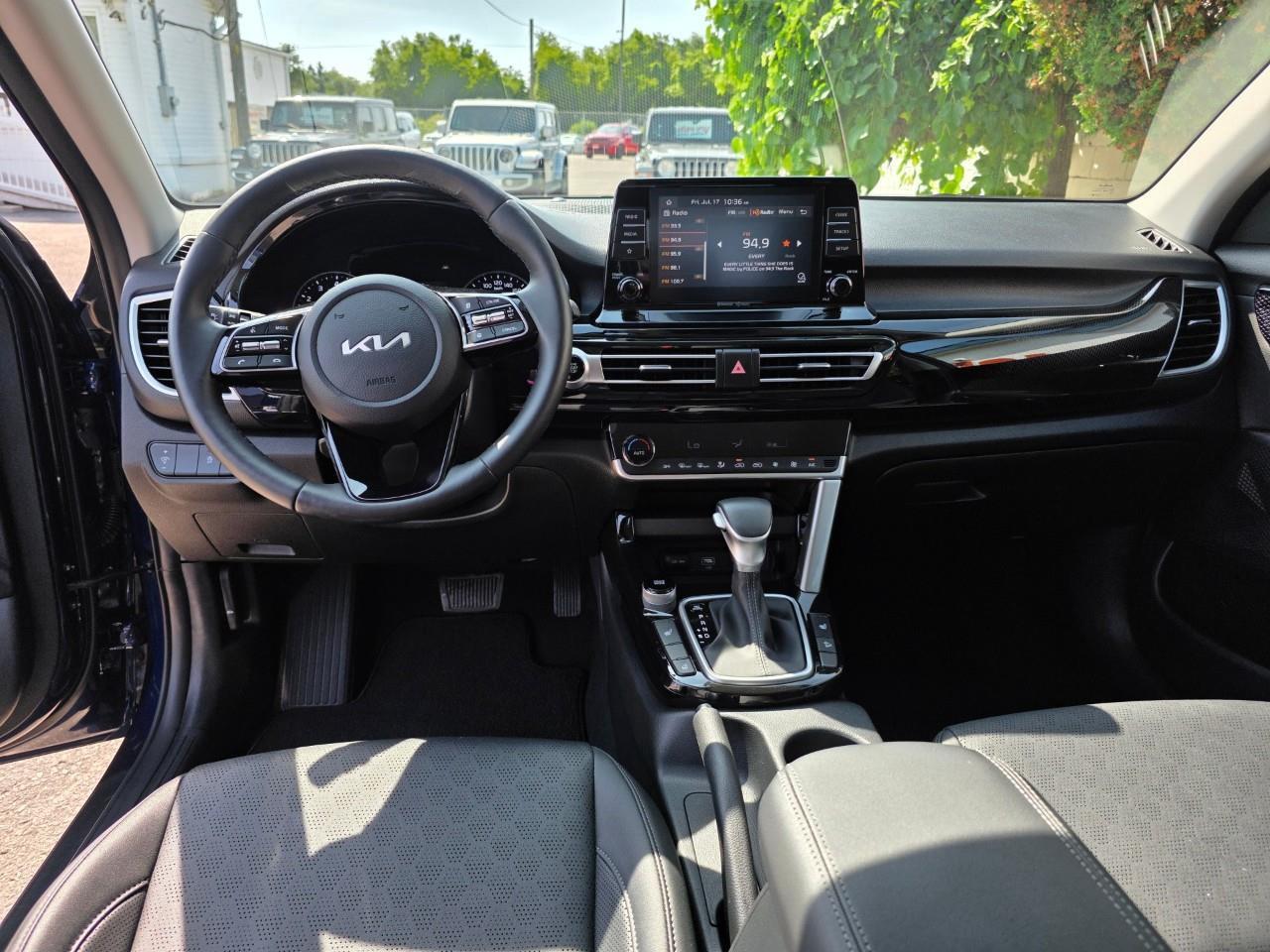 2023 Kia Seltos EX 4dr Front-Wheel Drive Photo