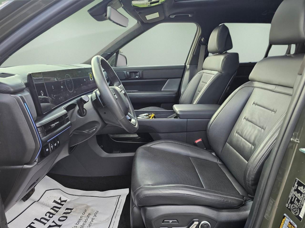 2024 Hyundai Santa Fe Ultimate Calligraphy 4dr All-Wheel Drive Photo