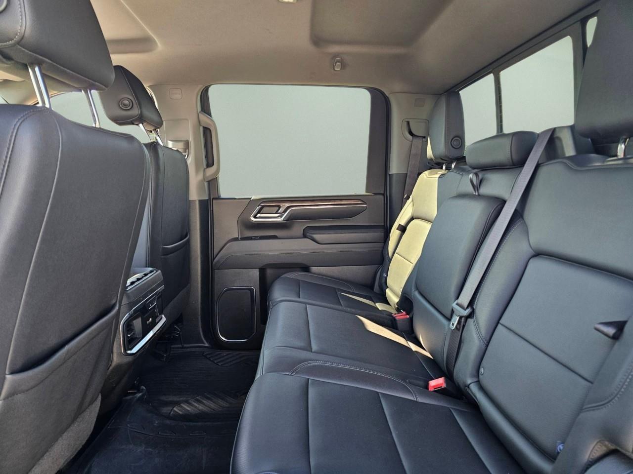 2024 Chevrolet Silverado 3500HD  Photo