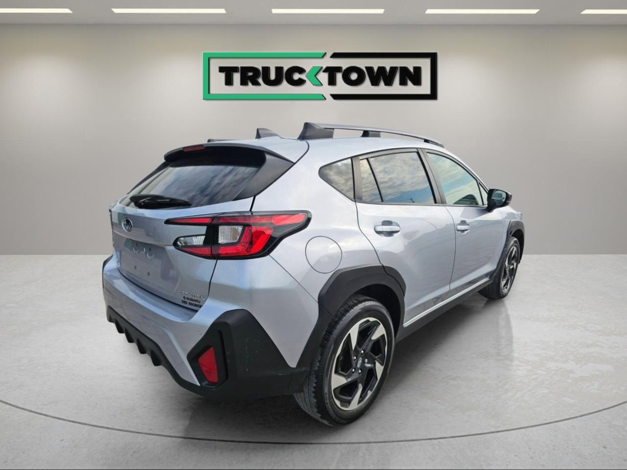 2024 Subaru Crosstrek Limited 4dr All-Wheel Drive Photo
