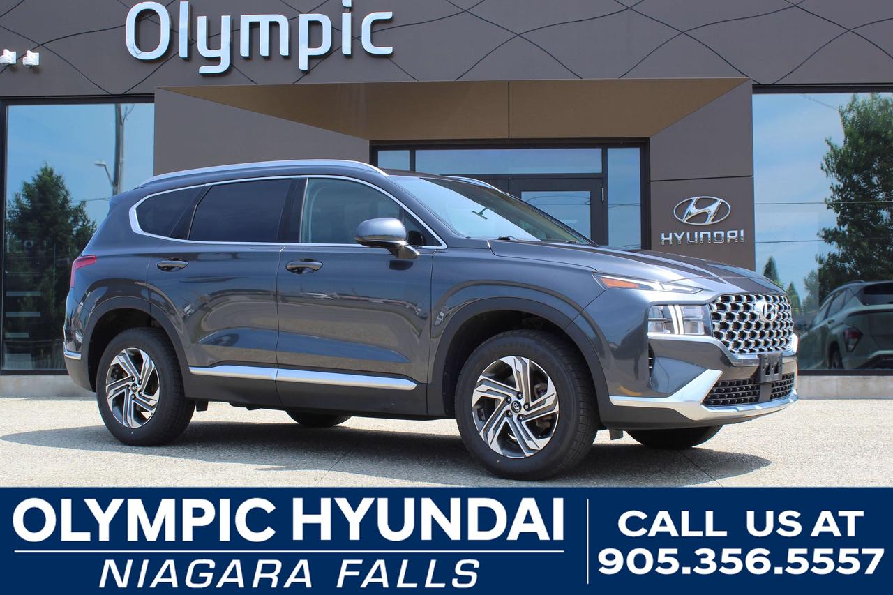 2023 Hyundai Santa Fe Preferred Photo0