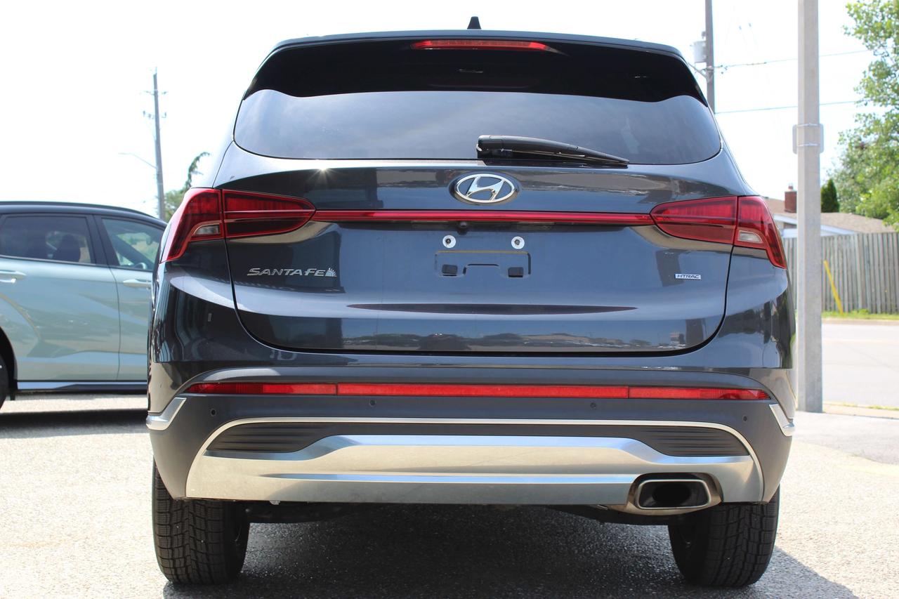 2023 Hyundai Santa Fe Preferred Photo3