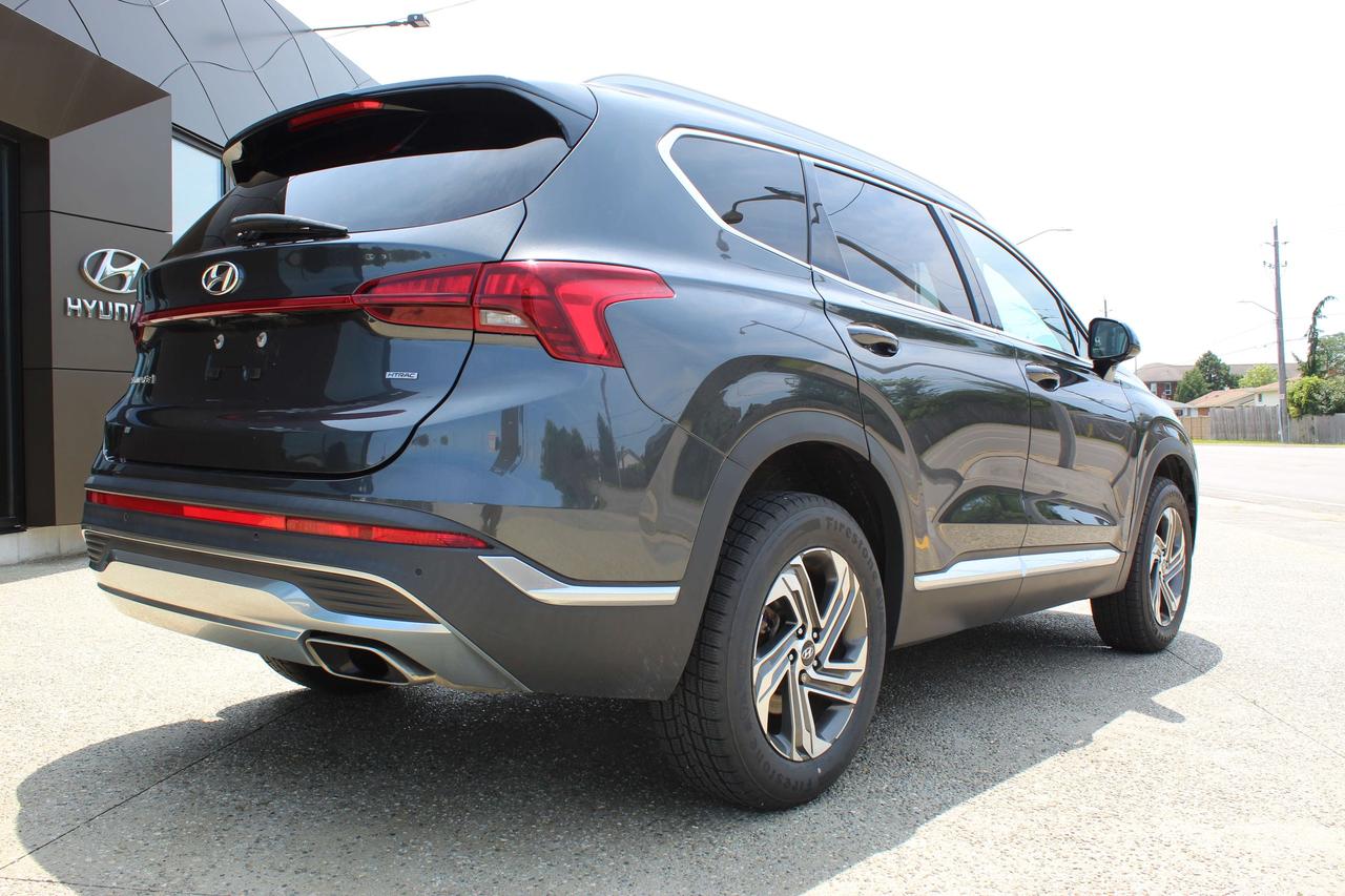 2023 Hyundai Santa Fe Preferred Photo