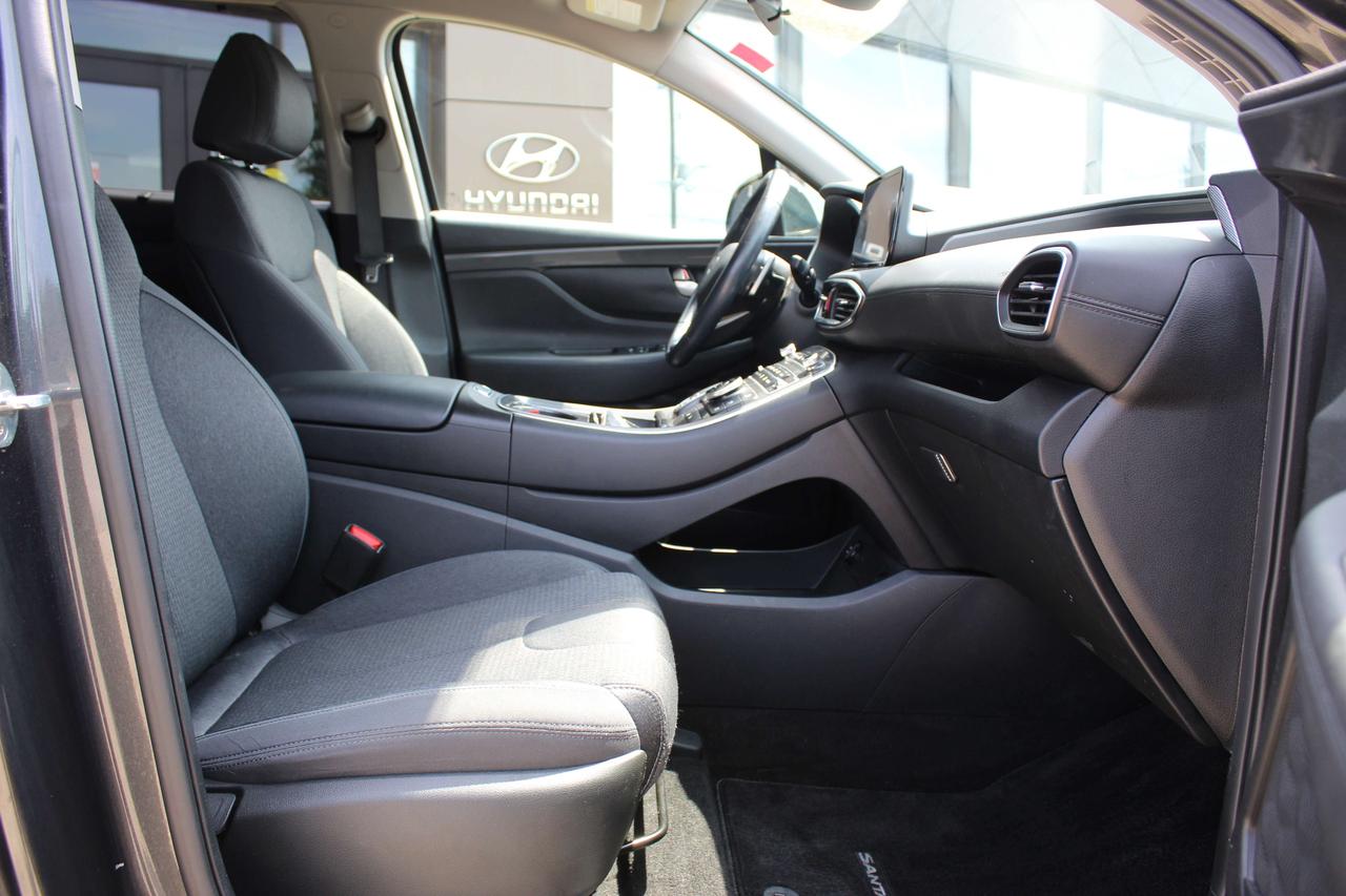 2023 Hyundai Santa Fe Preferred Photo
