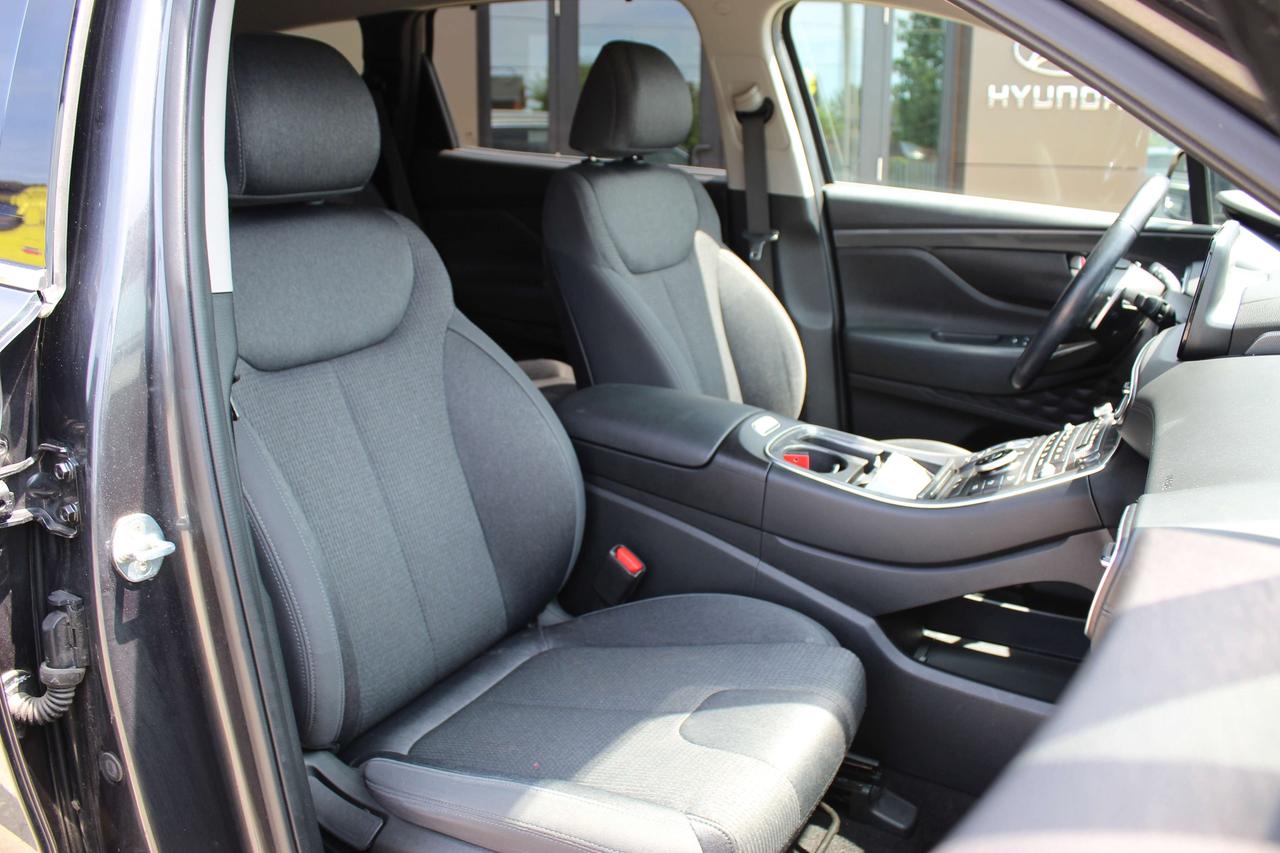 2023 Hyundai Santa Fe Preferred Photo