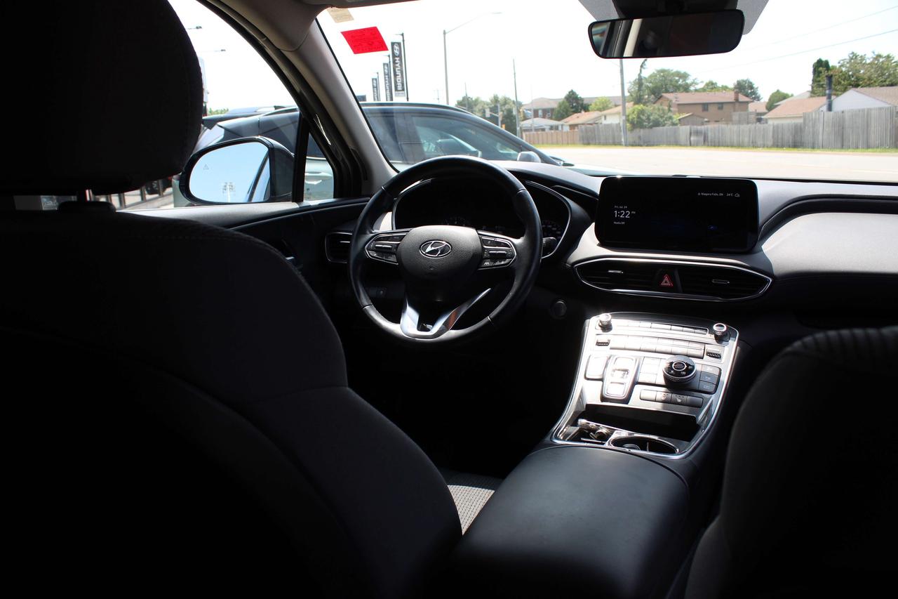2023 Hyundai Santa Fe Preferred Photo