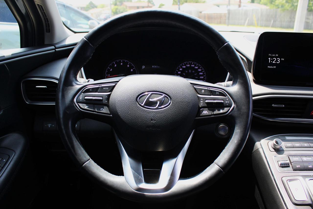 2023 Hyundai Santa Fe Preferred Photo