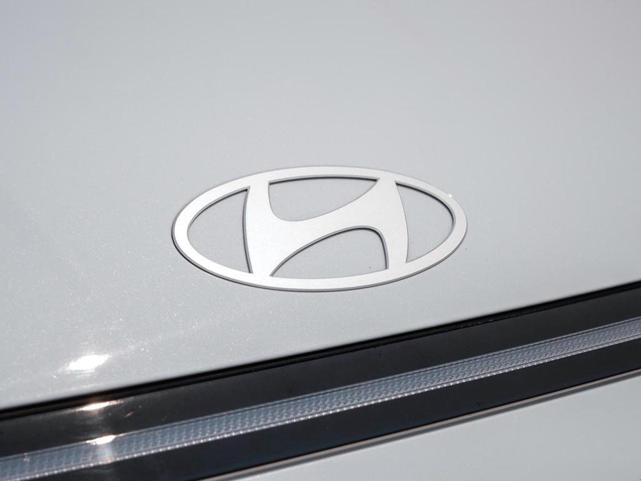2025 Hyundai Sonata Preferred-Trend 4dr All-Wheel Drive Sedan Photo