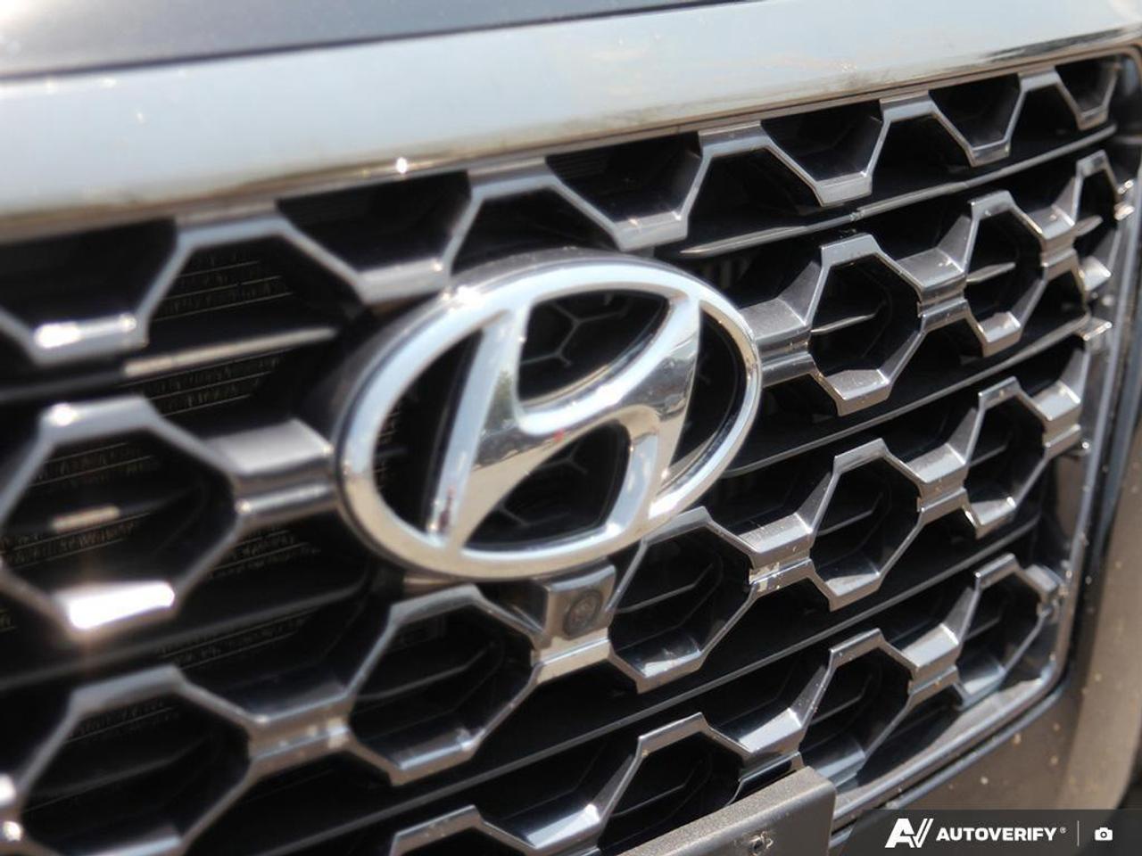 2020 Hyundai Santa Fe Preferred 2.4 w/Sun & Leather Package 4dr All-Wheel Drive Photo