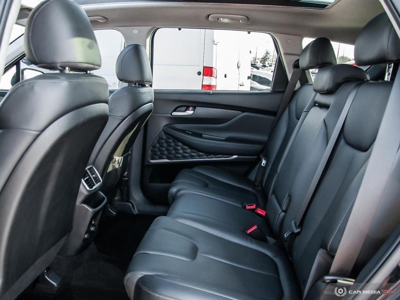 2020 Hyundai Santa Fe Preferred 2.4 w/Sun & Leather Package 4dr All-Wheel Drive Photo