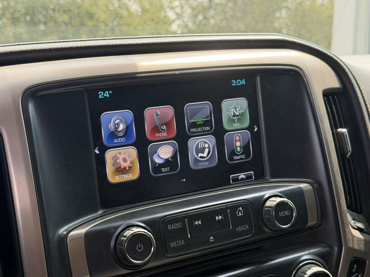 2017 GMC Sierra 1500 4WD Crew Cab 143.5  Denali Photo