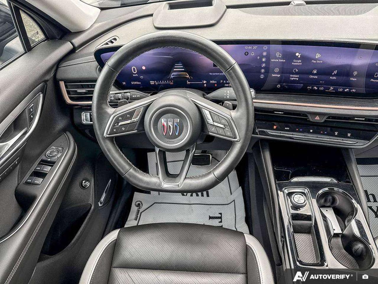 2024 Buick Envision PANORAMIC MOONROOF. WIRELESS PHONE CHARGING. HD SURROUND VISION. HEATED BACK SEATS. Photo