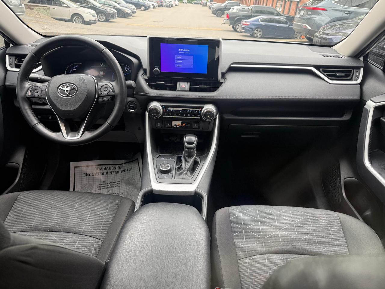2025 Toyota RAV4 Hybrid XLE AWD, ONE OWNER, ACCIDENT FREE Photo