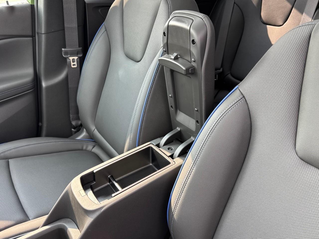 2026 Buick Encore GX Sport Touring AWD Photo