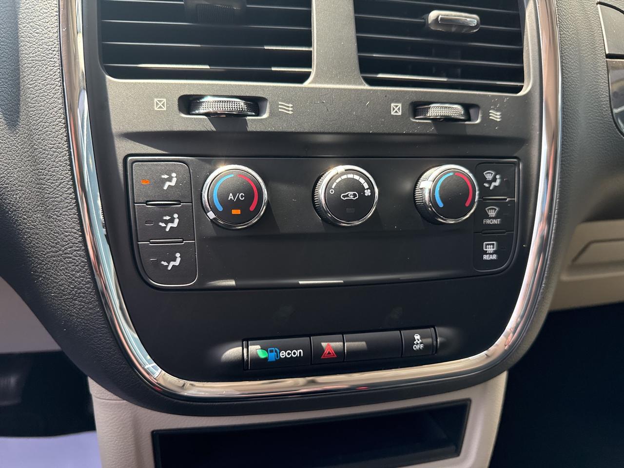 2019 Dodge Grand Caravan CANADA VALUE PACKAGE Photo