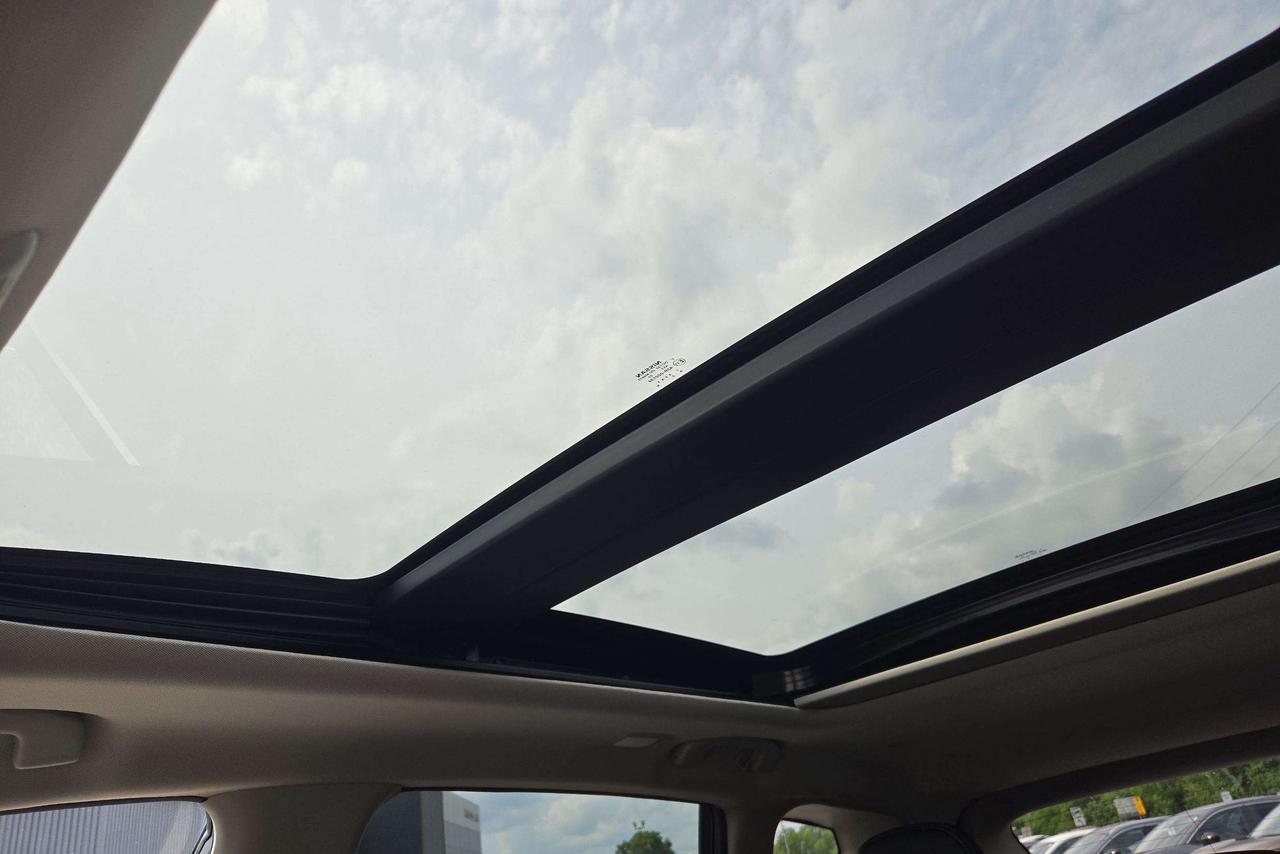2023 Nissan Murano Midnight Edition Photo