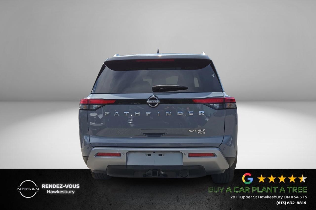 2024 Nissan Pathfinder Platinum Photo