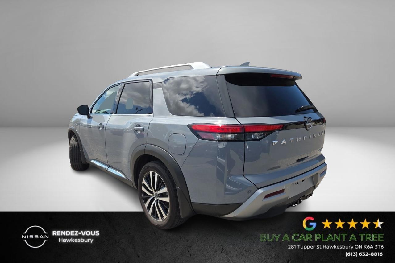 2024 Nissan Pathfinder Platinum Photo