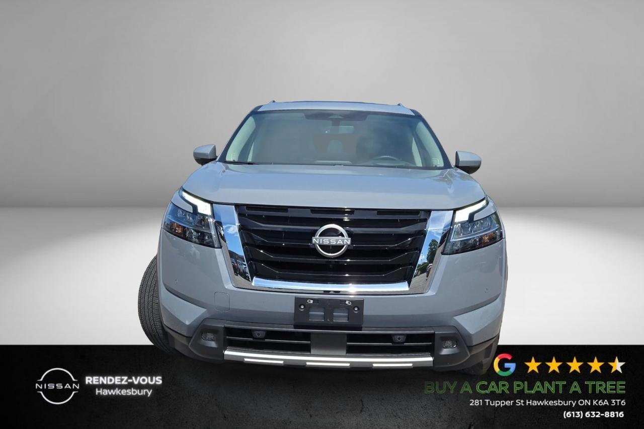 2024 Nissan Pathfinder Platinum Photo