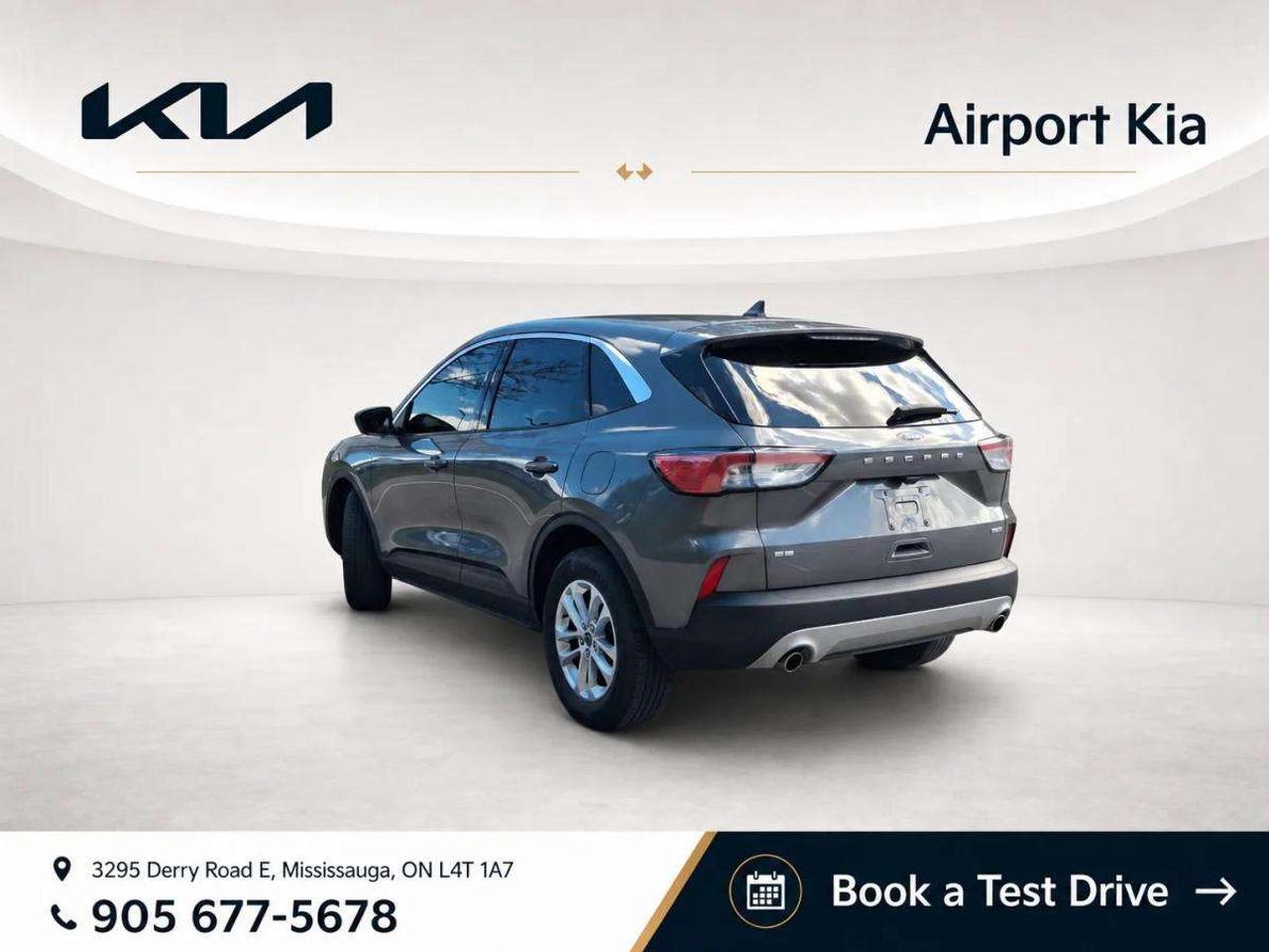 2022 Ford Escape SE AWD Photo