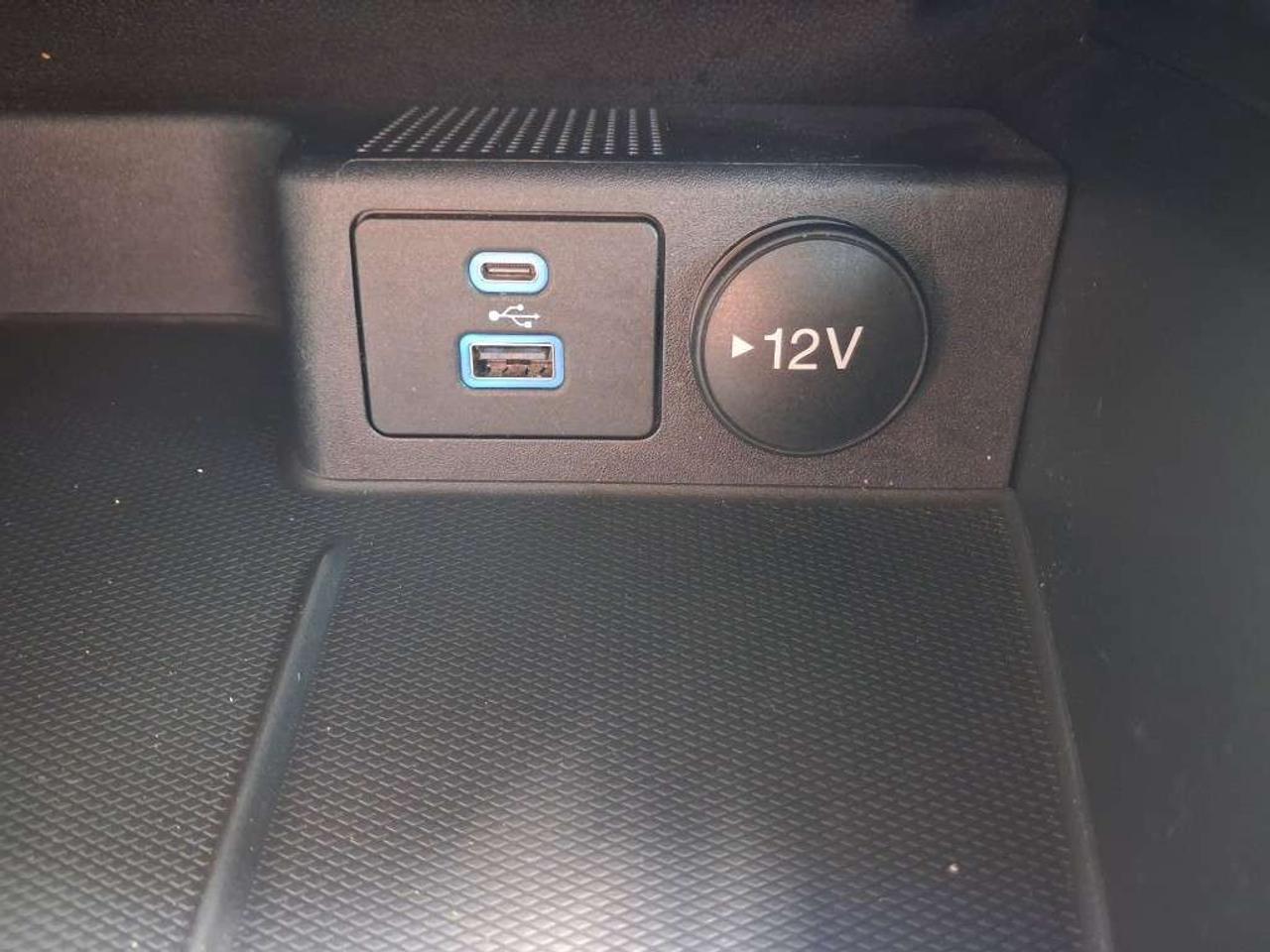 2022 Ford Escape SE AWD Photo