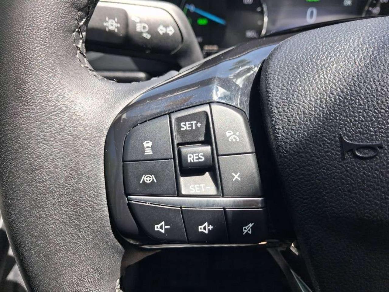 2022 Ford Escape SE AWD Photo
