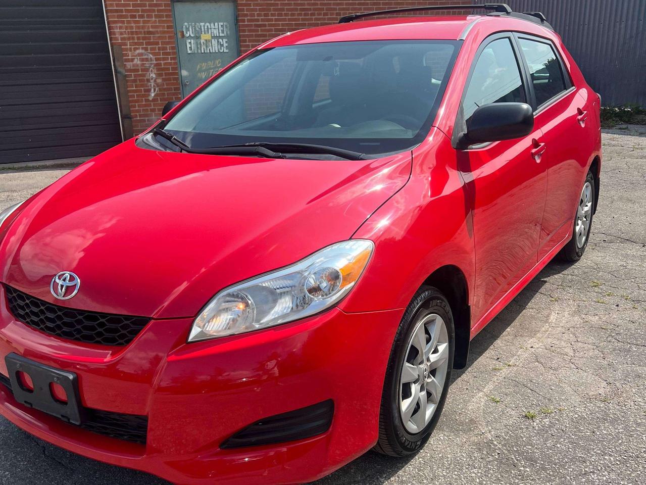 2012 Toyota Matrix AWD HATCHBACK AUTO LOW KM Photo
