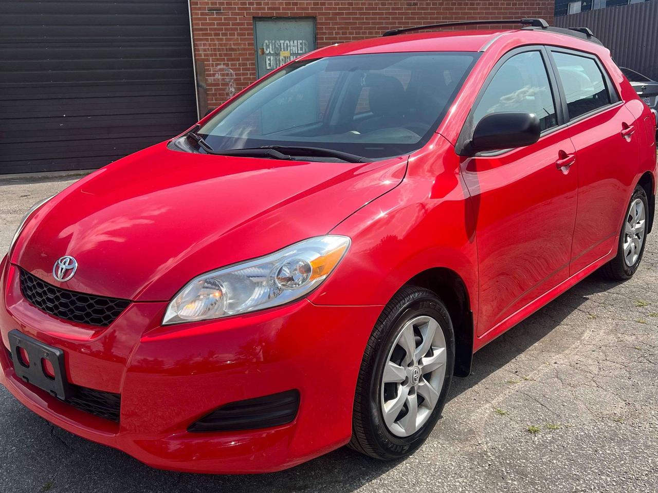 2012 Toyota Matrix AWD HATCHBACK AUTO LOW KM Photo