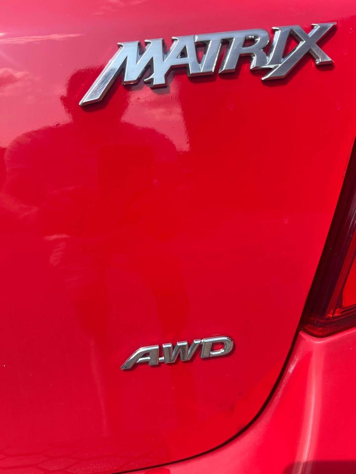 2012 Toyota Matrix AWD HATCHBACK AUTO LOW KM Photo