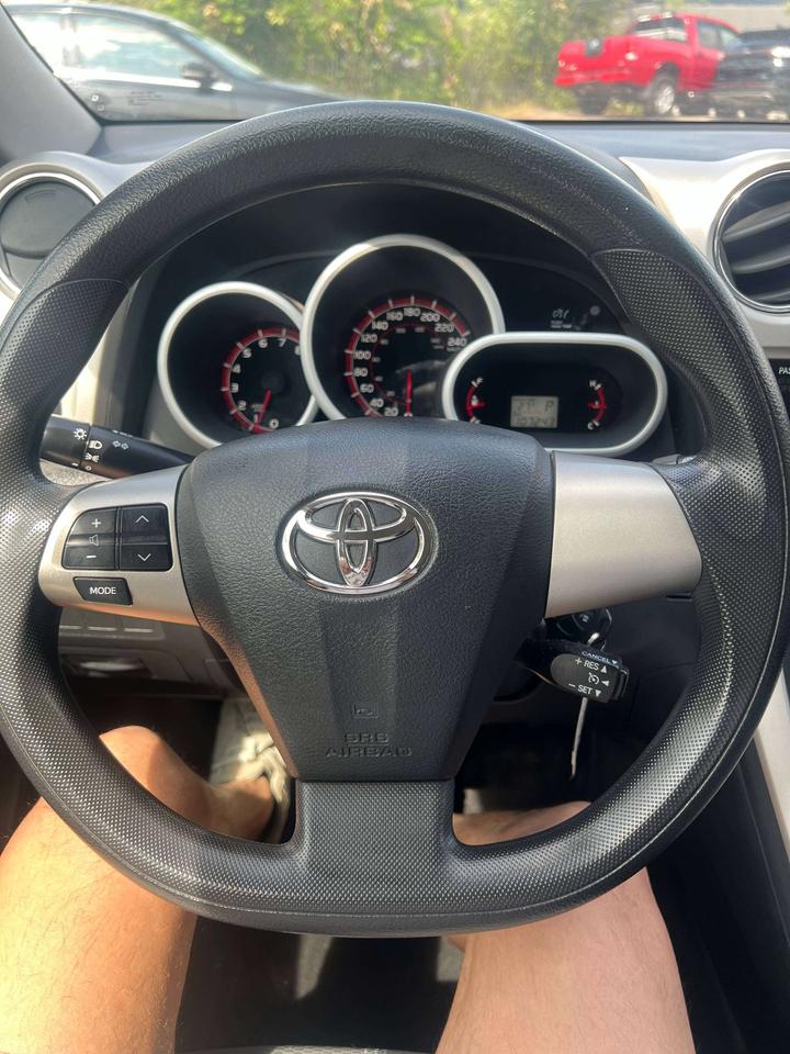 2012 Toyota Matrix AWD HATCHBACK AUTO LOW KM Photo