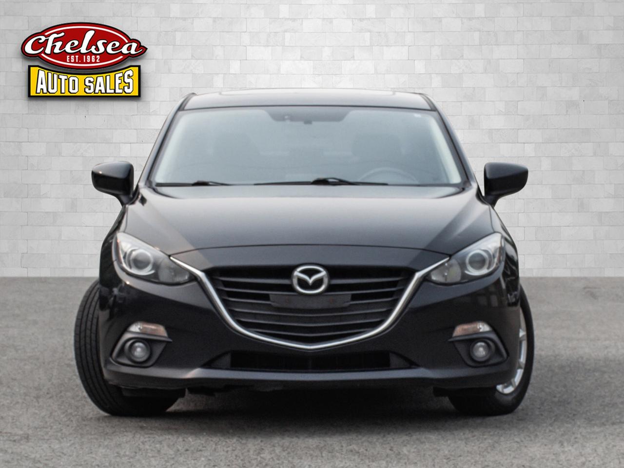 2015 Mazda MAZDA3 i Touring AT 4-Door Photo