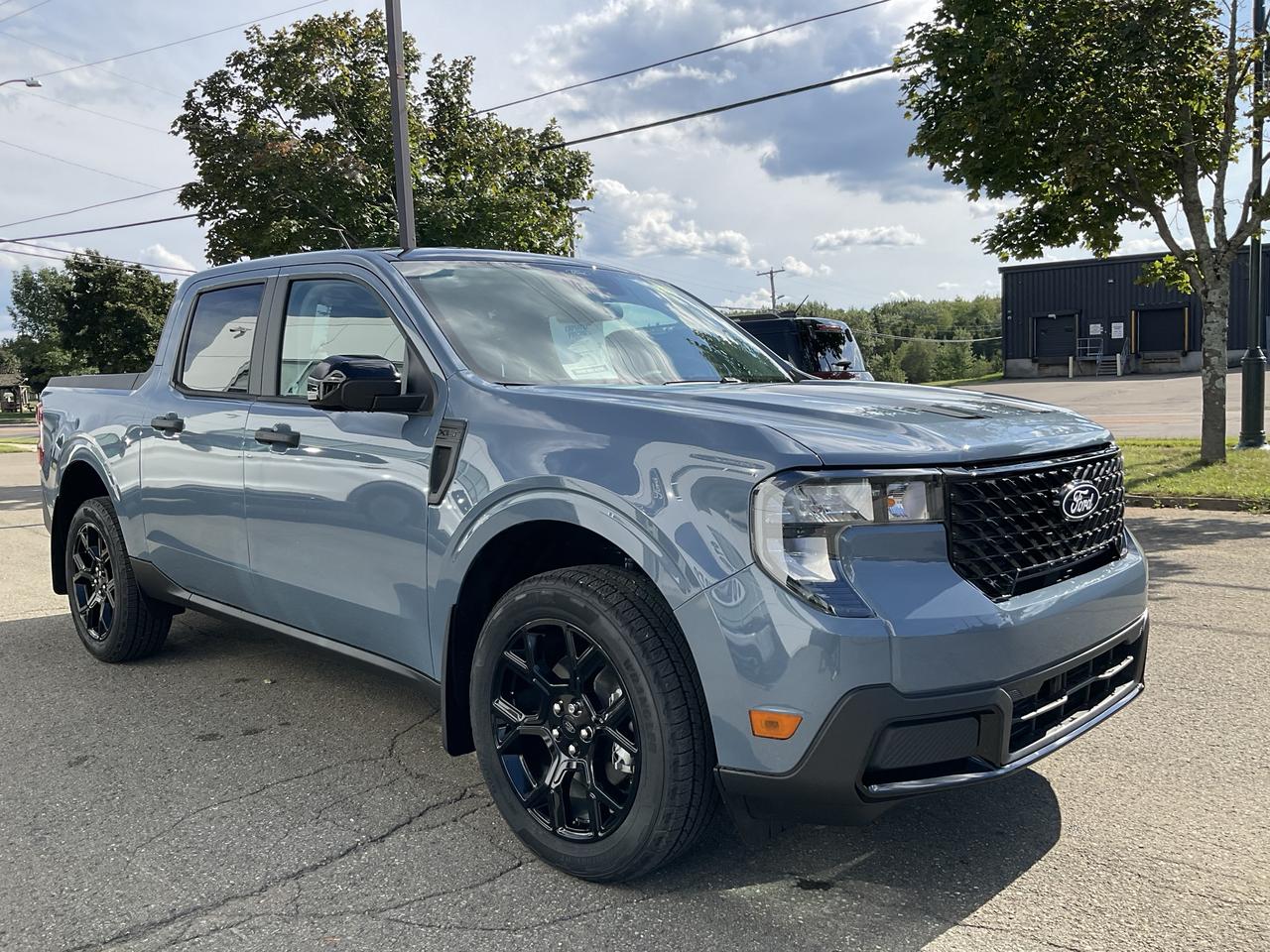 2026 Ford Maverick XLT Photo2