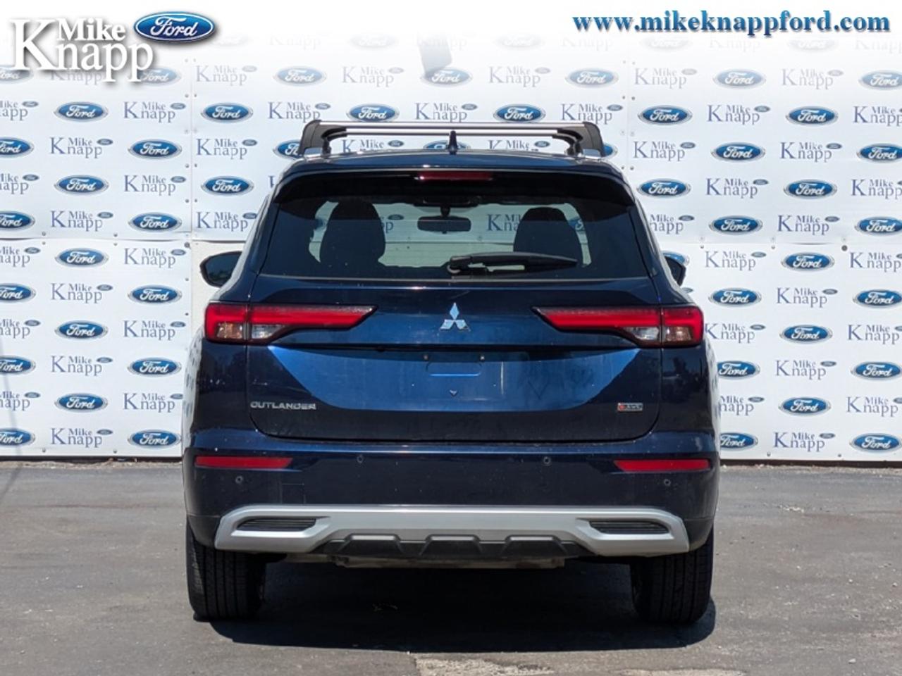 2023 Mitsubishi Outlander LE S-AWC Photo