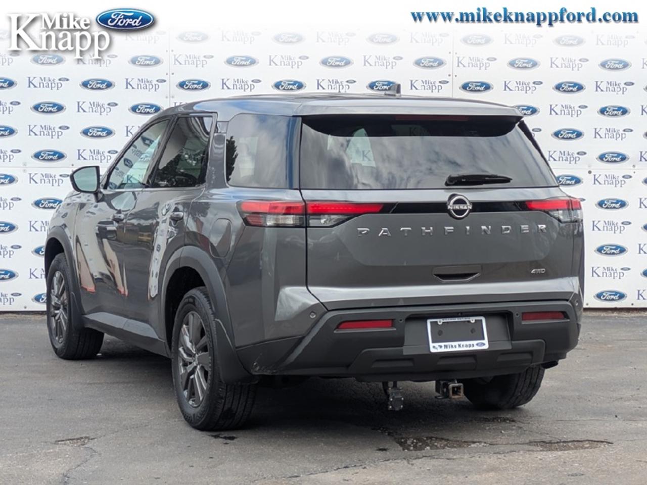 2022 Nissan Pathfinder S Photo