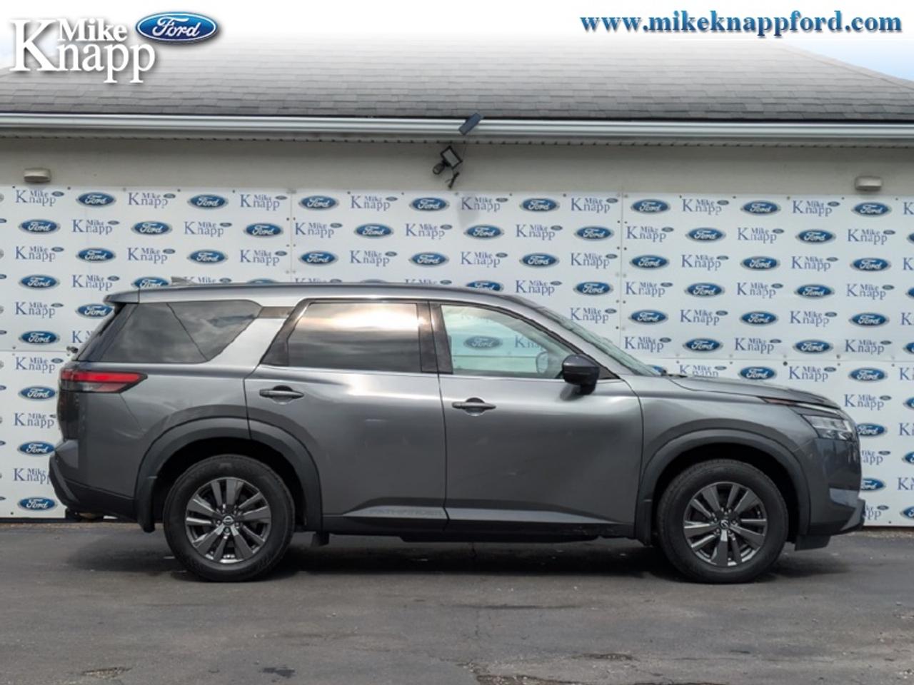 2022 Nissan Pathfinder S Photo