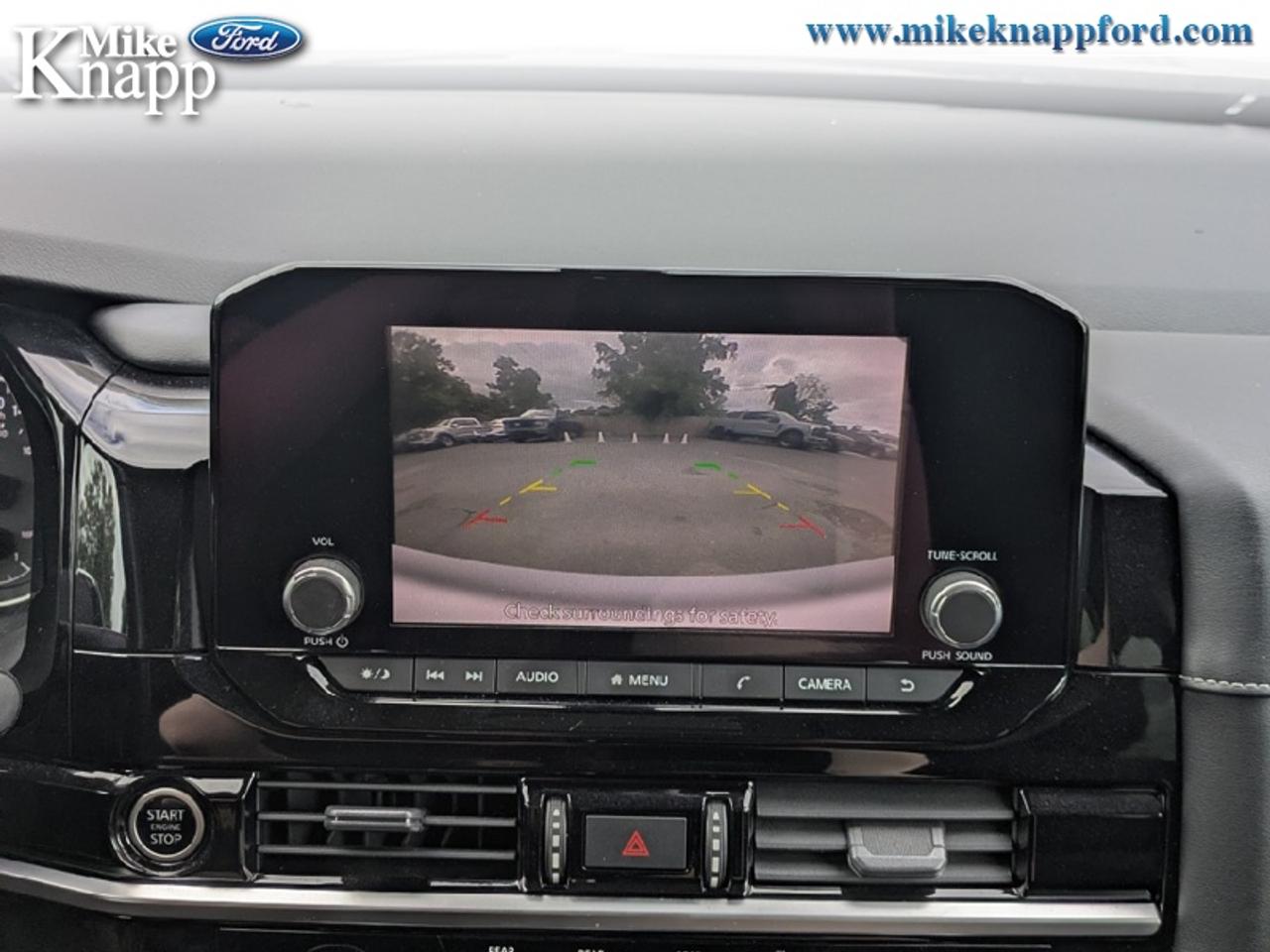 2022 Nissan Pathfinder S Photo