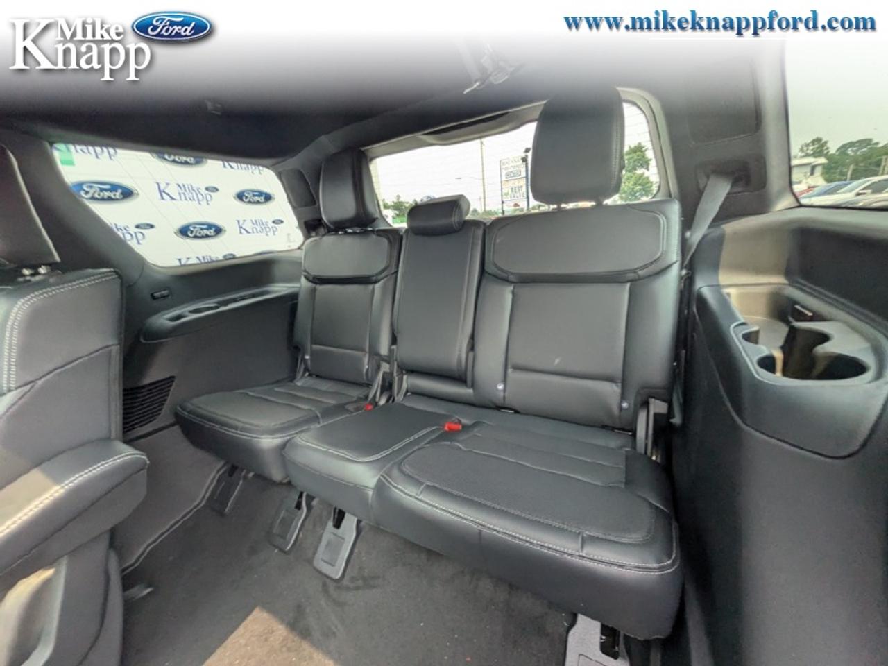 2027 Ford Expedition Platinum Photo