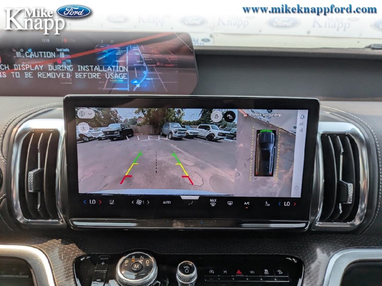 2027 Ford Expedition Platinum Photo