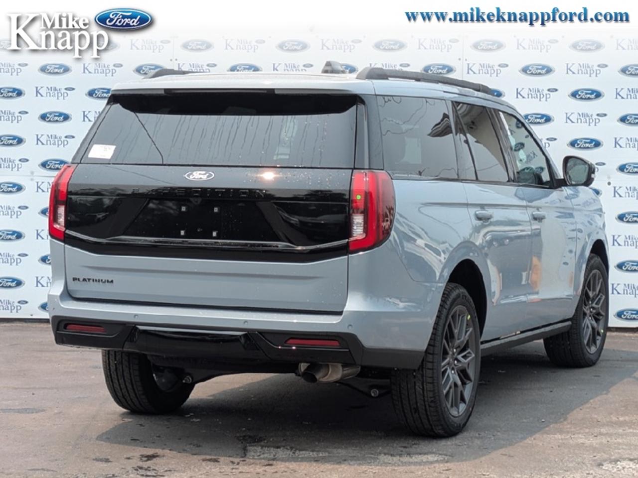 2027 Ford Expedition Platinum Photo