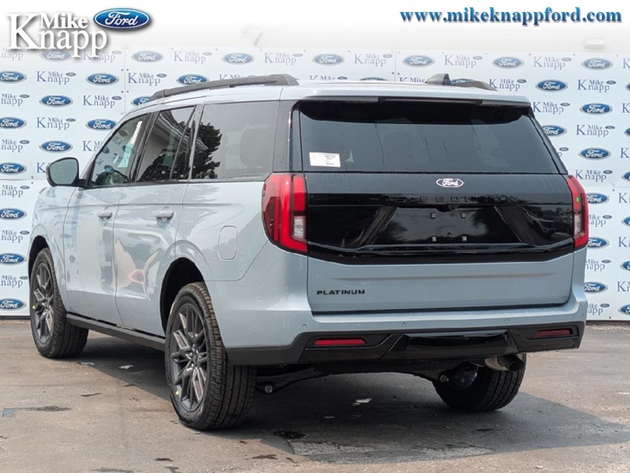 2027 Ford Expedition Platinum Photo