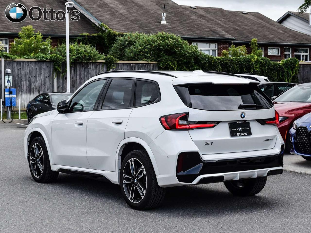 2025 BMW X1 xDrive28i Photo