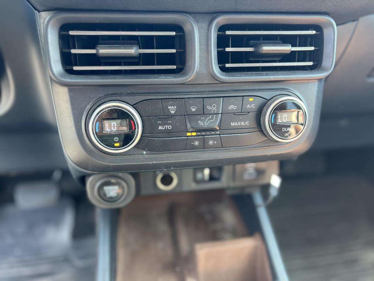 2022 Ford Maverick Lariat AWD SuperCrew Photo