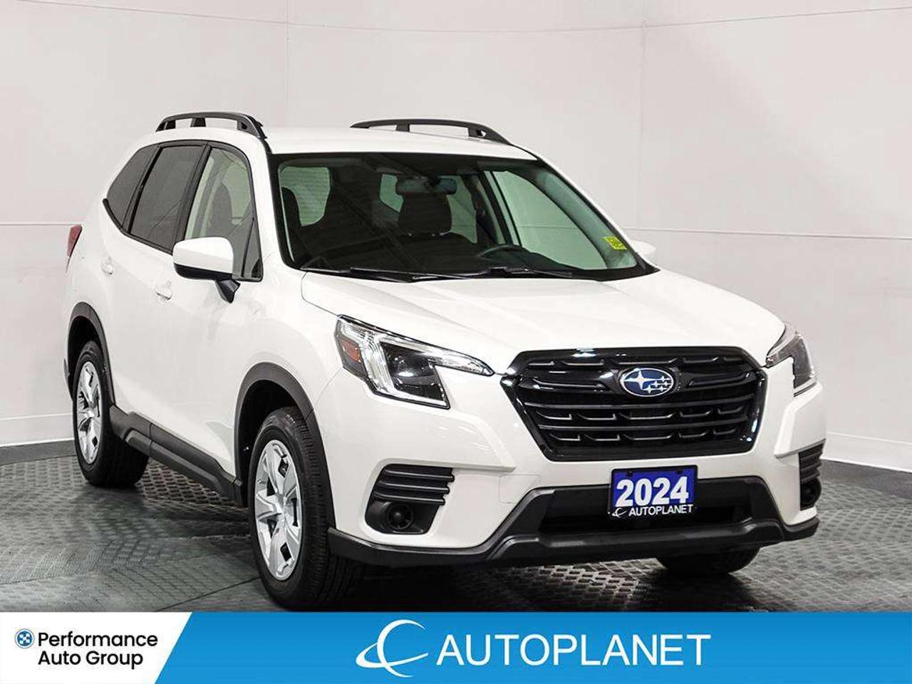 2024 Subaru Forester AWD, Apple CarPlay, Back Up Cam, Heated Seats! Photo
