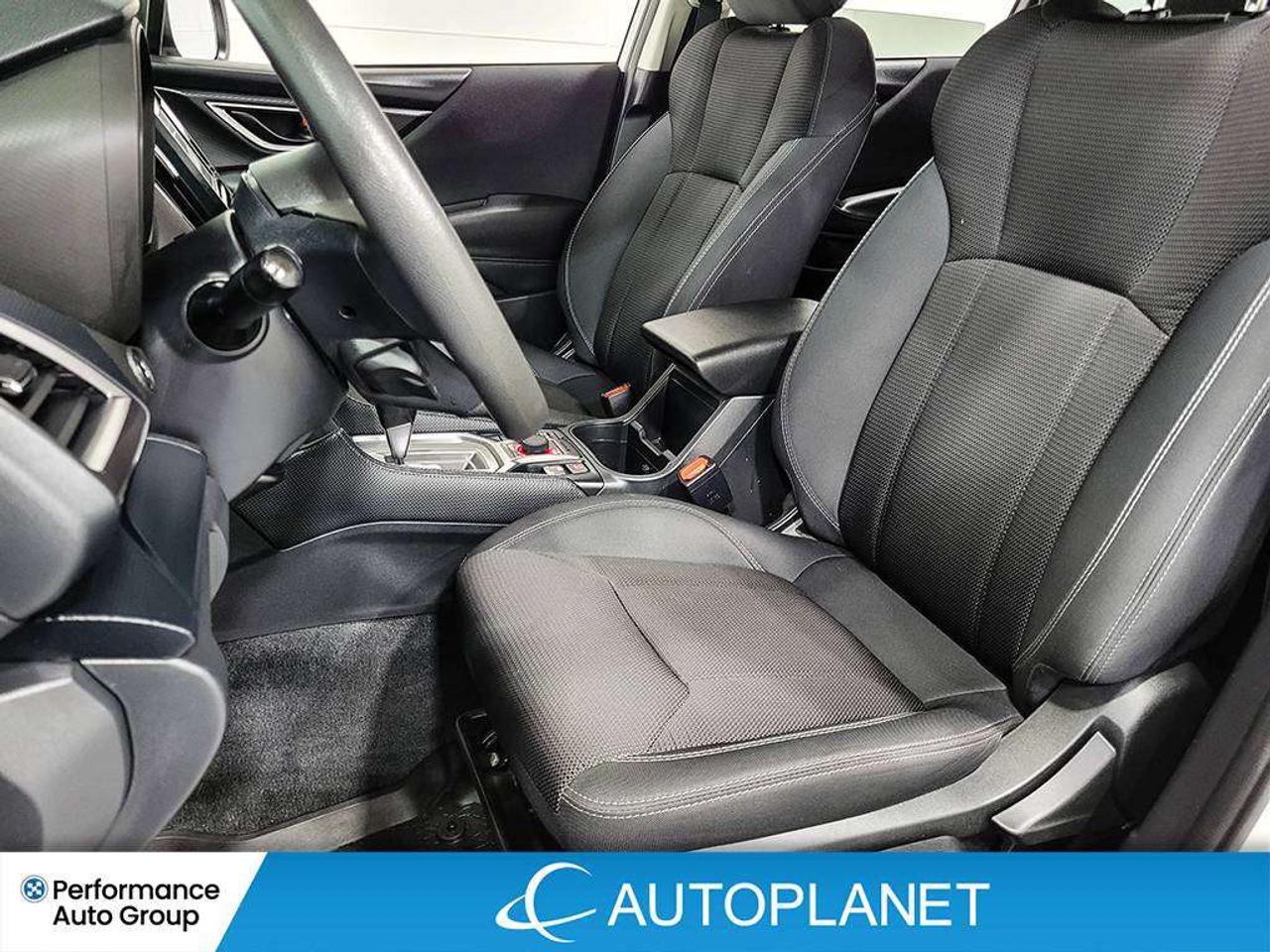2024 Subaru Forester AWD, Apple CarPlay, Back Up Cam, Heated Seats! Photo
