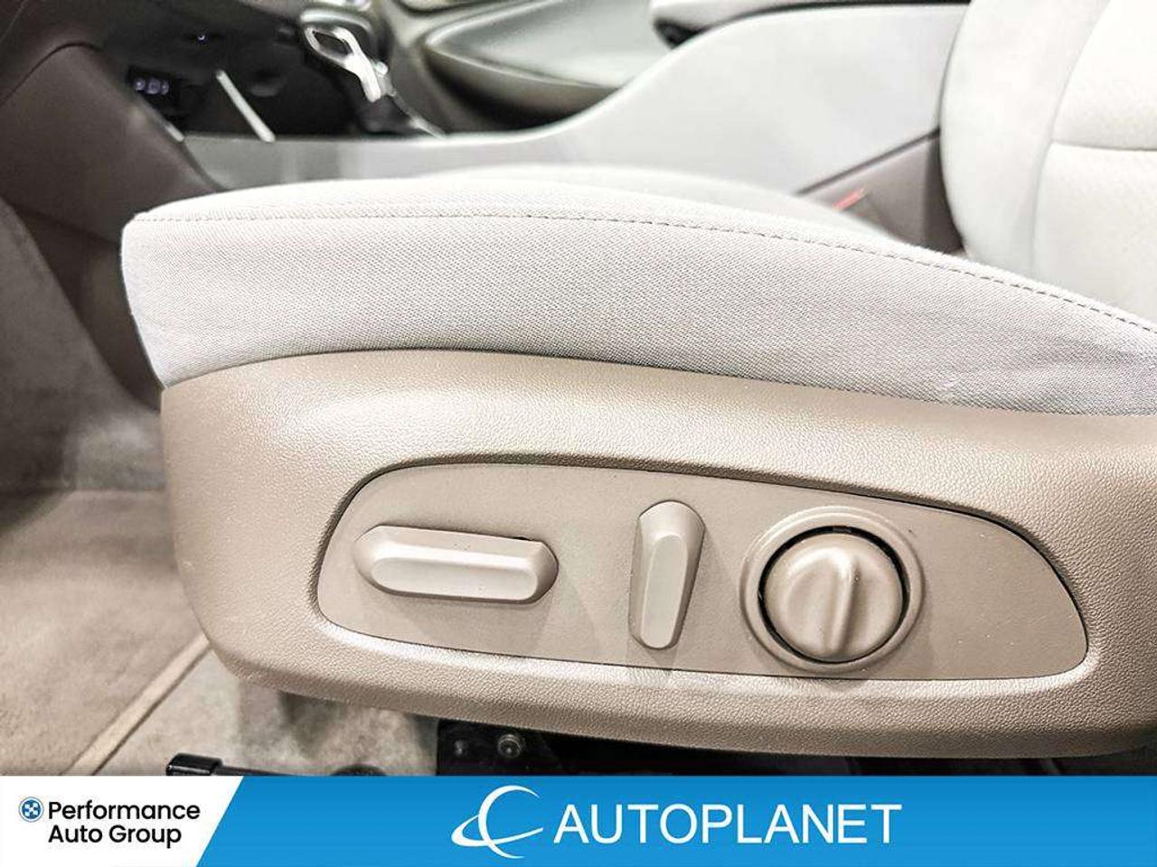 2025 Chevrolet Malibu 1LT, Turbo, Back Up Cam, Apple CarPlay! Photo