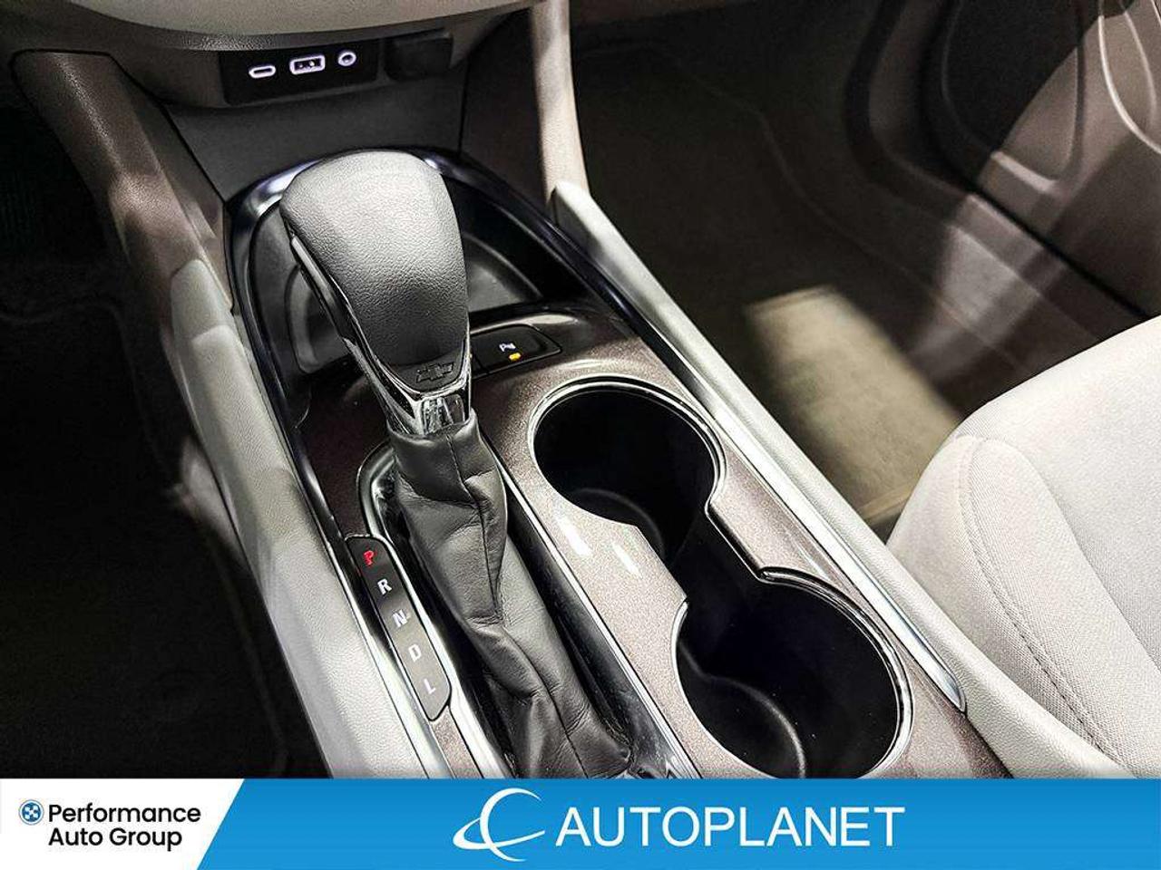 2025 Chevrolet Malibu 1LT, Turbo, Back Up Cam, Apple CarPlay! Photo