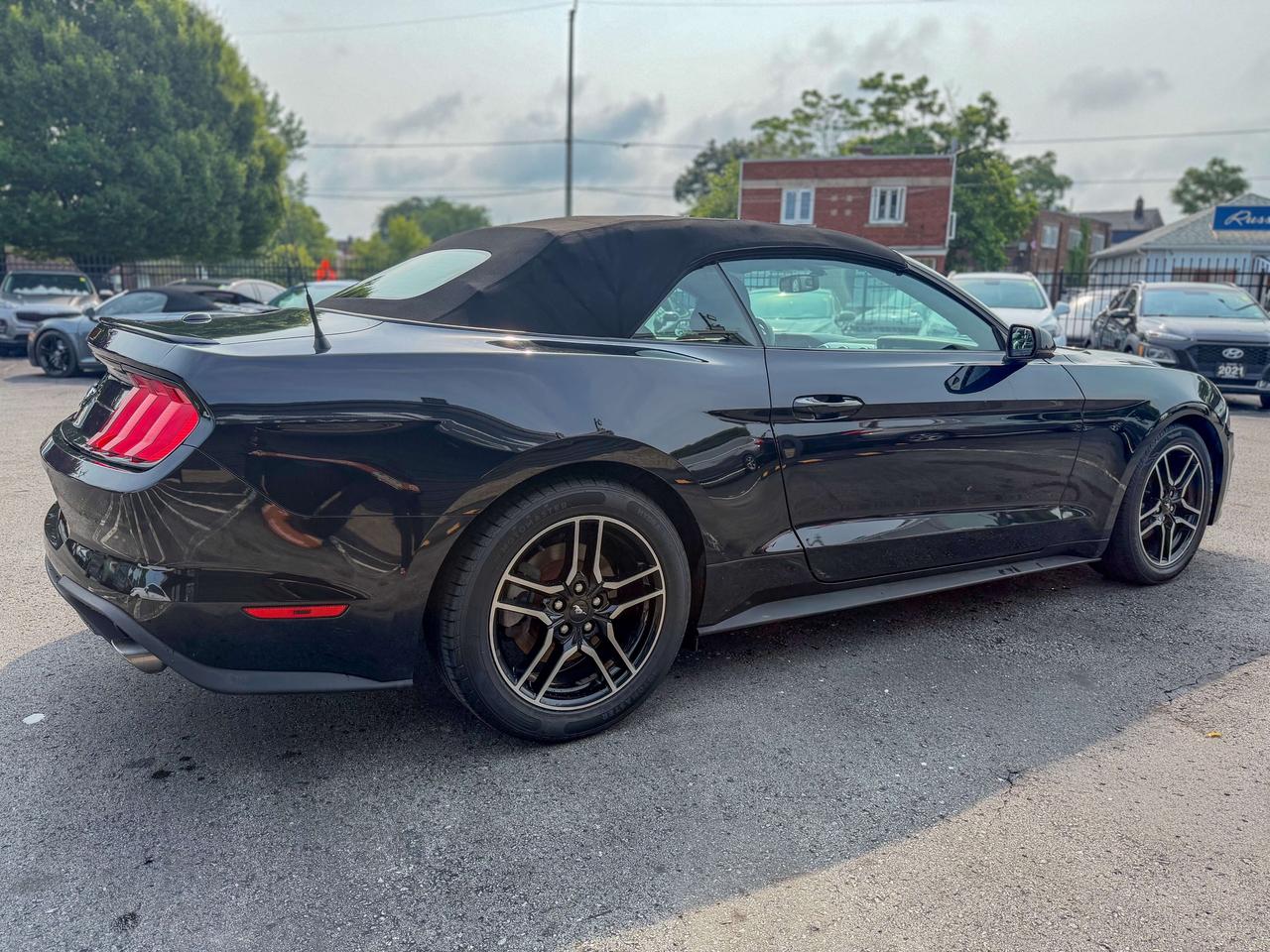 2018 Ford Mustang SOFT TOP-CONVERTIBLE/CAMERA/REMOTE/BROWN LEATHER Photo